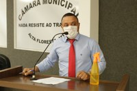 Bernardo agradece emenda do senador Jayme Campos para pavimentação no Jardim Panorama