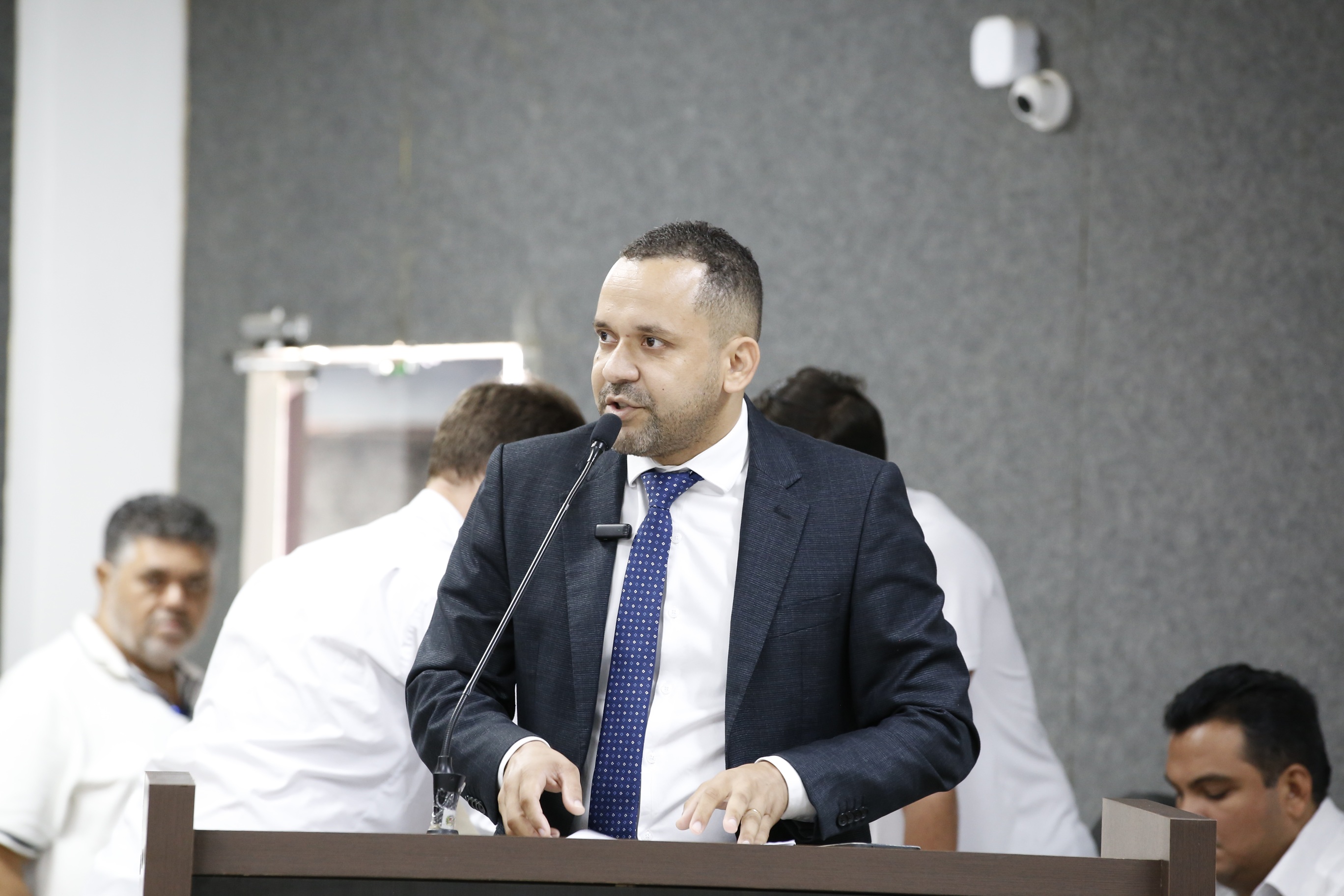 Câmara aprova modernização do Programa “Adote uma Praça Pública”, que passa a se chamar “Adote um Espaço Público”