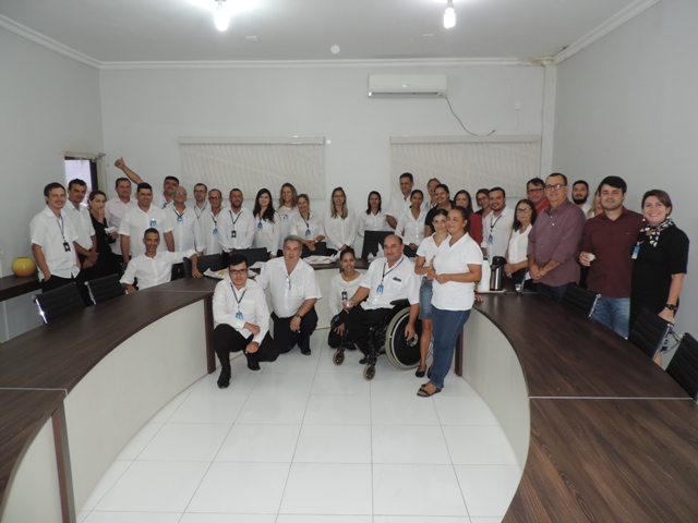 Câmara celebra os 20 anos de concurso de servidores com café da manhã