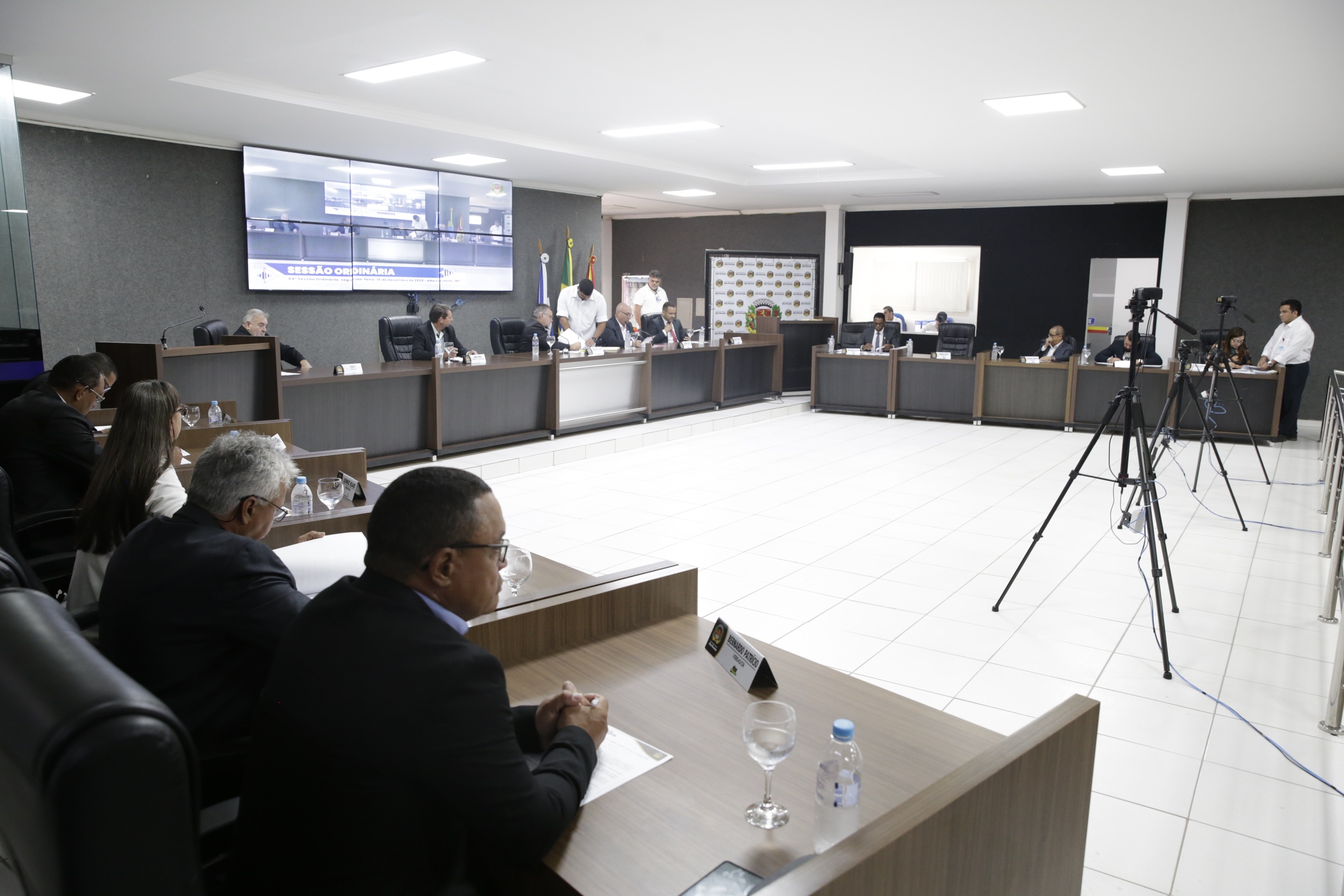 Câmara de Alta Floresta aprova projeto que flexibiliza plantões extras na Saúde