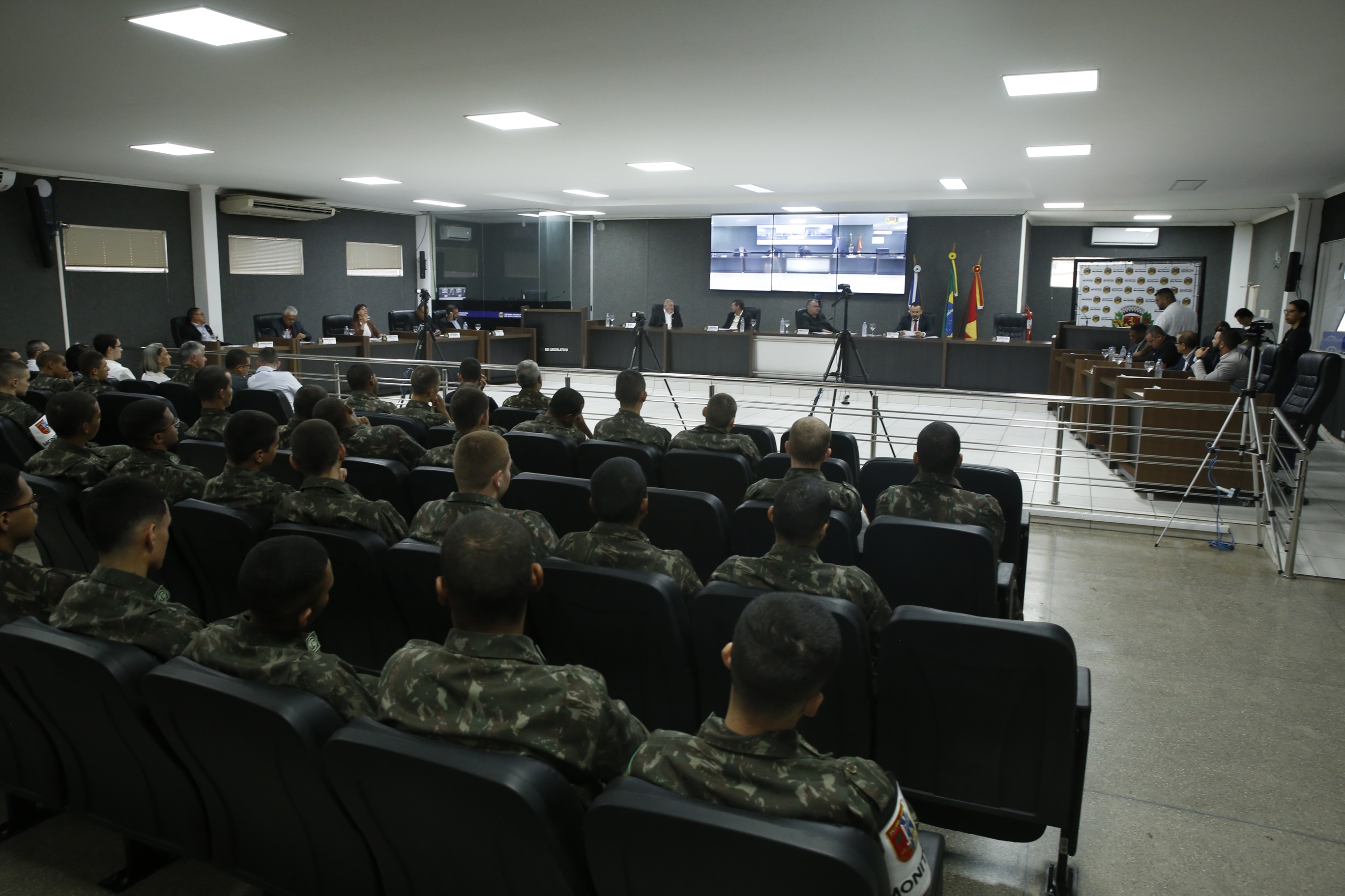 Câmara de Alta Floresta realiza 38ª Sessão Ordinária com projetos sobre agricultura familiar, orçamento e comunicação oficial