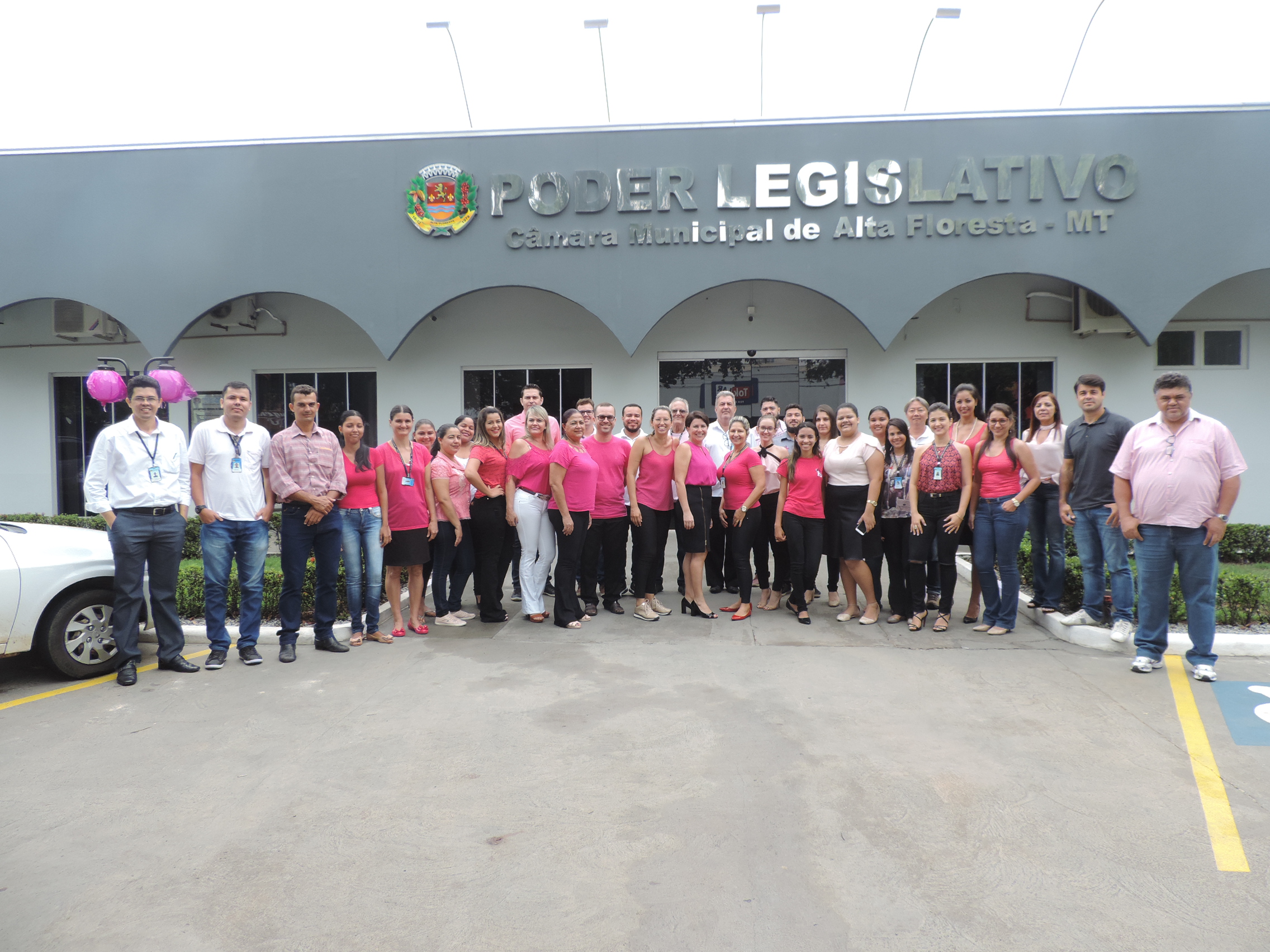 Câmara de Vereadores de Alta Floresta apoia a Campanha Outubro Rosa