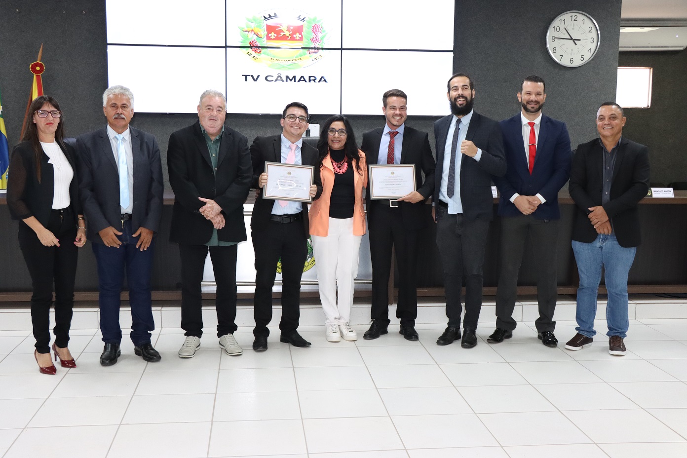 Câmara homenageia advogados com Moção de Congratulações