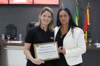 Câmara homenageia Ótica Mercadão dos Óculos com Moção de Congratulações