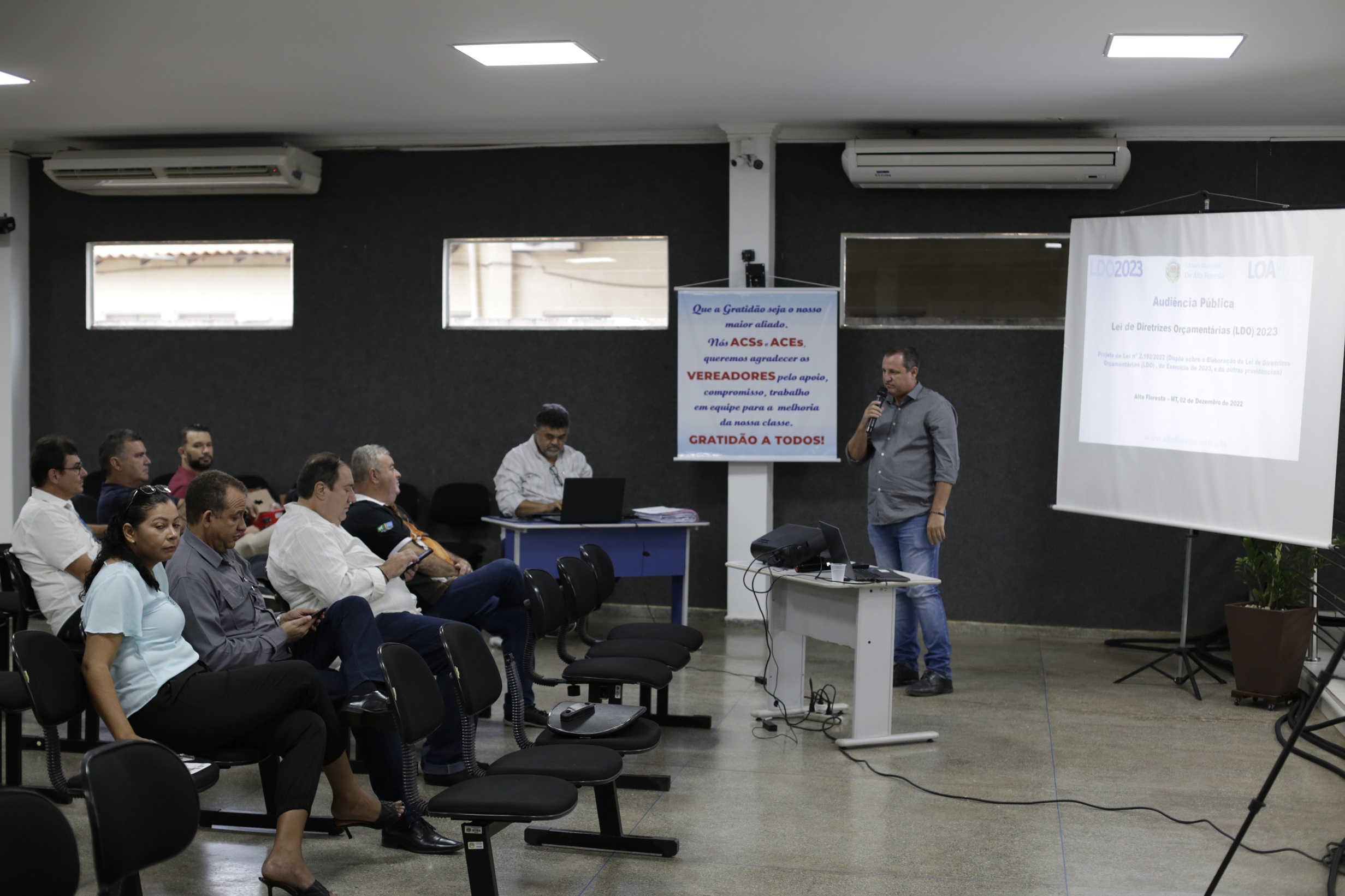 Câmara realiza audiência pública para discussão da LOA e da LDO de 2023