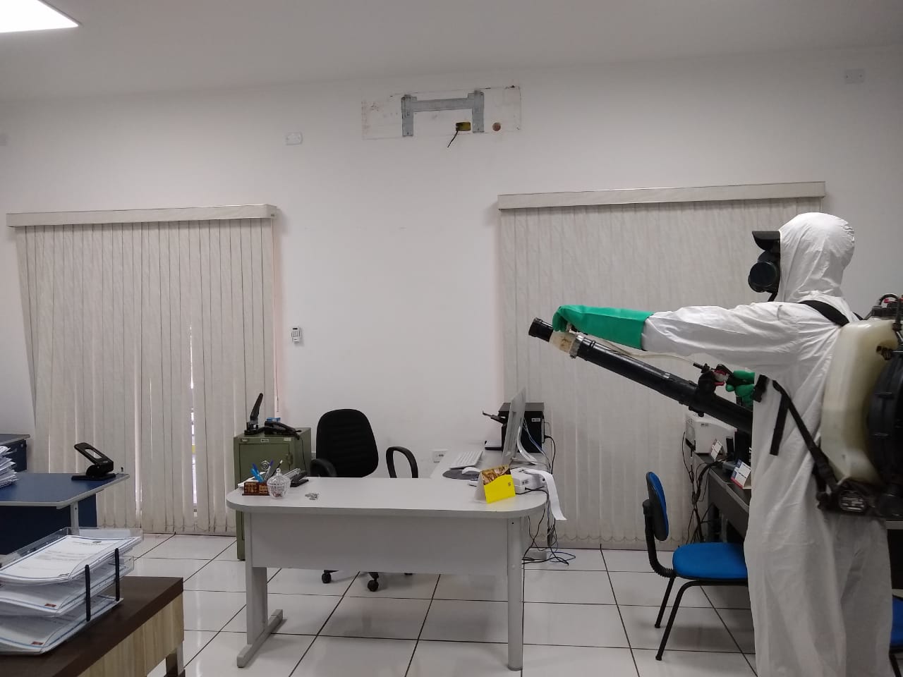 Câmara realiza sanitização de ambientes contra o novo coronavírus