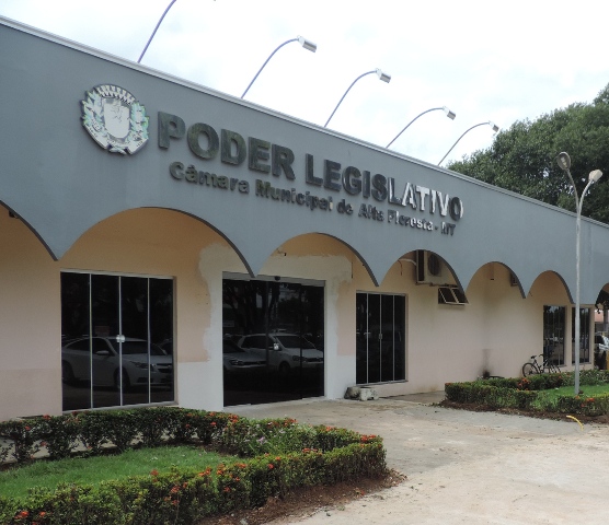 Câmara recebe Contas Anuais de Governo de 2016 da Prefeitura de Alta Floresta