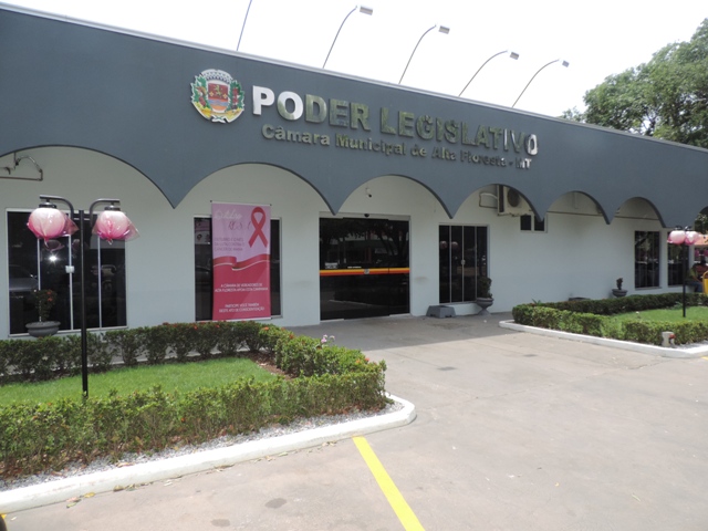 Câmara recebe Projeto de Lei Complementar de revisão e atualização da Planta Genérica de Valores