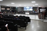 Chicão Motocross e Professor Nilson apresentam indicação solicitando a construção de muro e revitalização de quadra na Escola Municipal Vicente Francisco