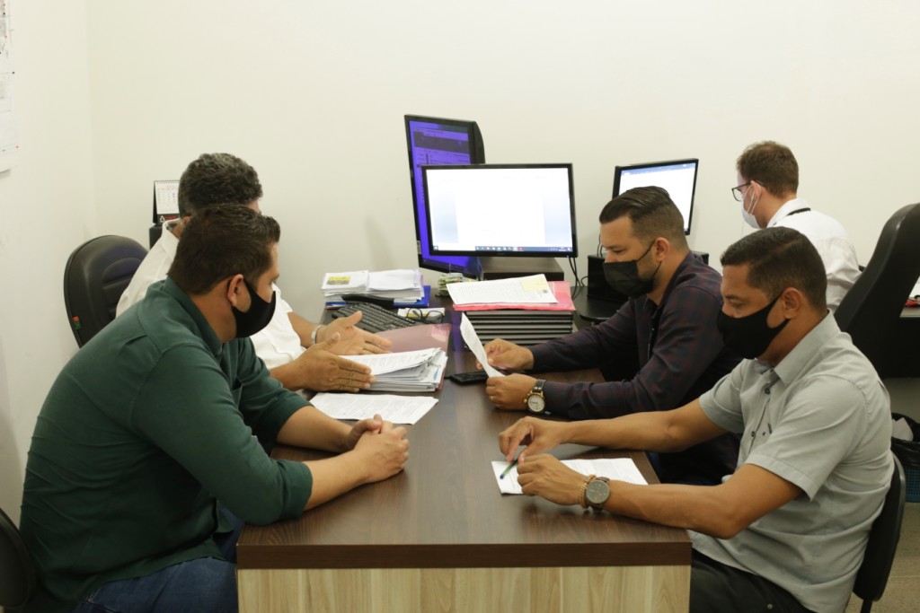 Comissão de Legislação, Justiça e Redação Final aprova projetos de lei em tramitação na Câmara Municipal