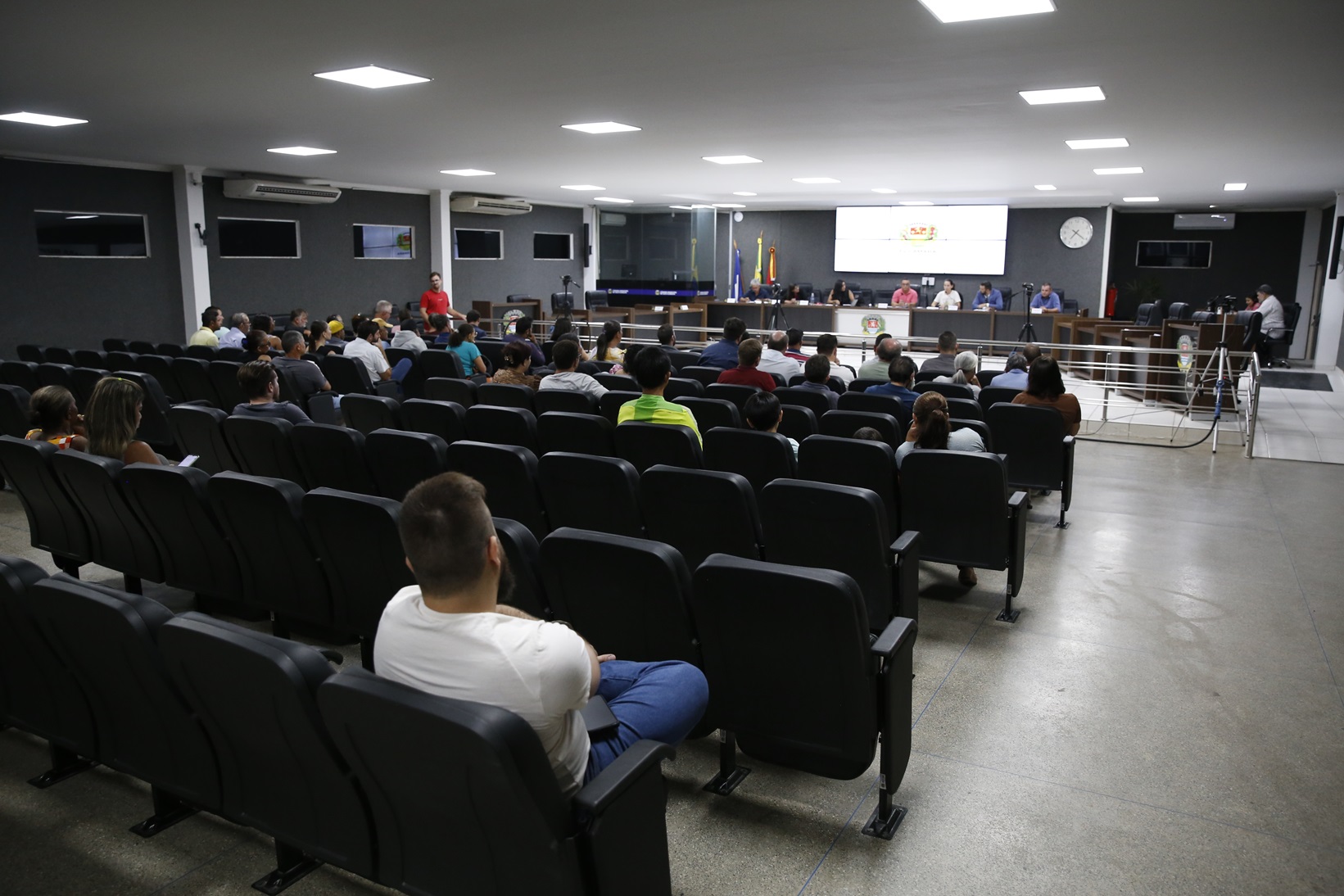 Comissão de Políticas Gerais discute em reunião extraordinária projeto de regularização de loteamentos rurais em Alta Floresta