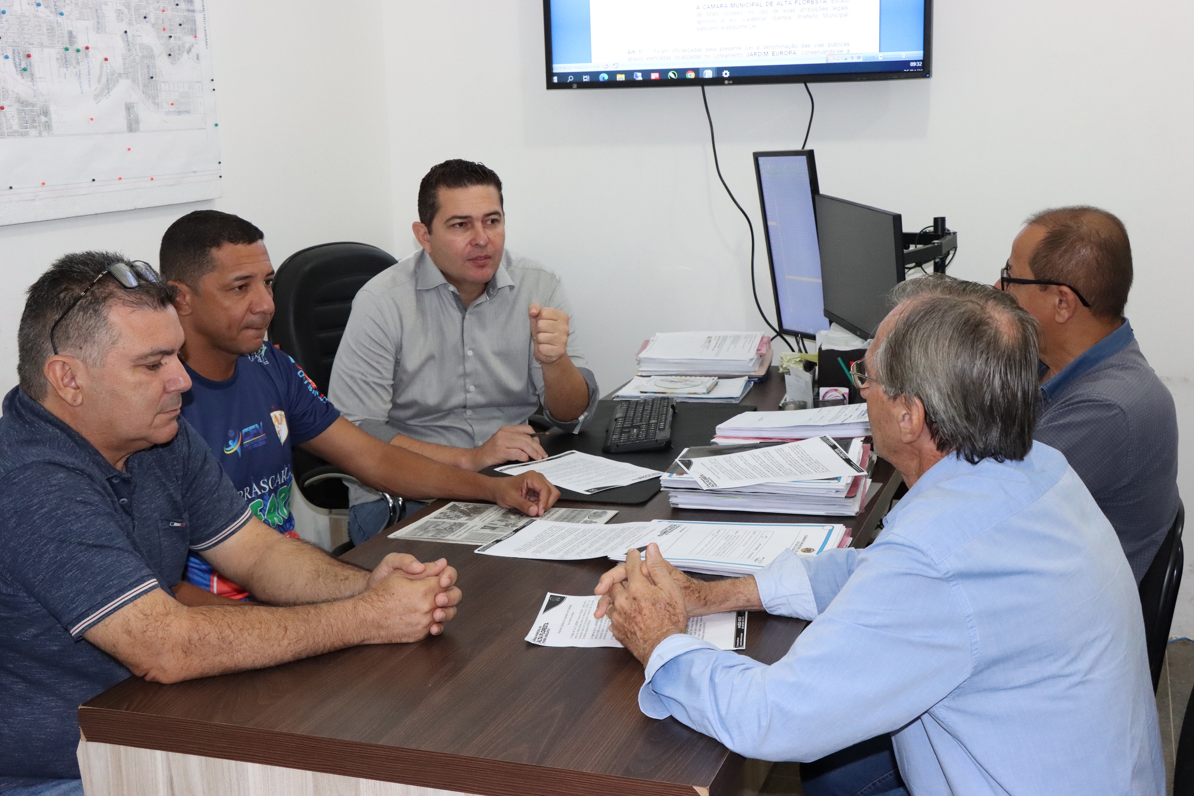 Comissões de Legislação e Fiscalização deliberam projetos de lei em reunião ordinária semanal
