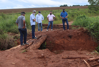 Comitiva percorre cerca de 200 quilômetros vistoriando estradas e postos de saúde na região sul