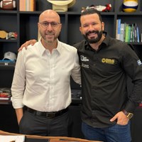 Deputado Beto Dois a um e Vereador Douglas destinam 230 mil reais para a Associação Amamos os animais