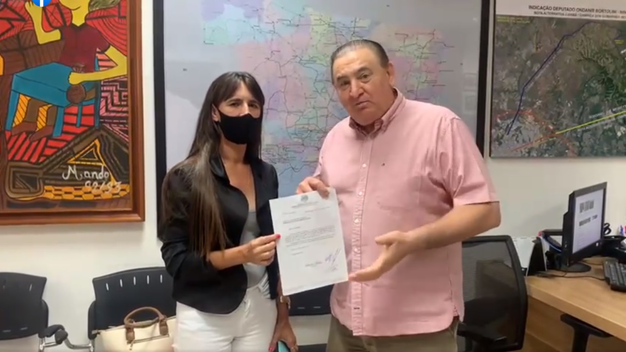 Deputado Nininho vai destinar emenda para aquisição de veículo para a Casa de Apoio a pedido da vereadora Leonice