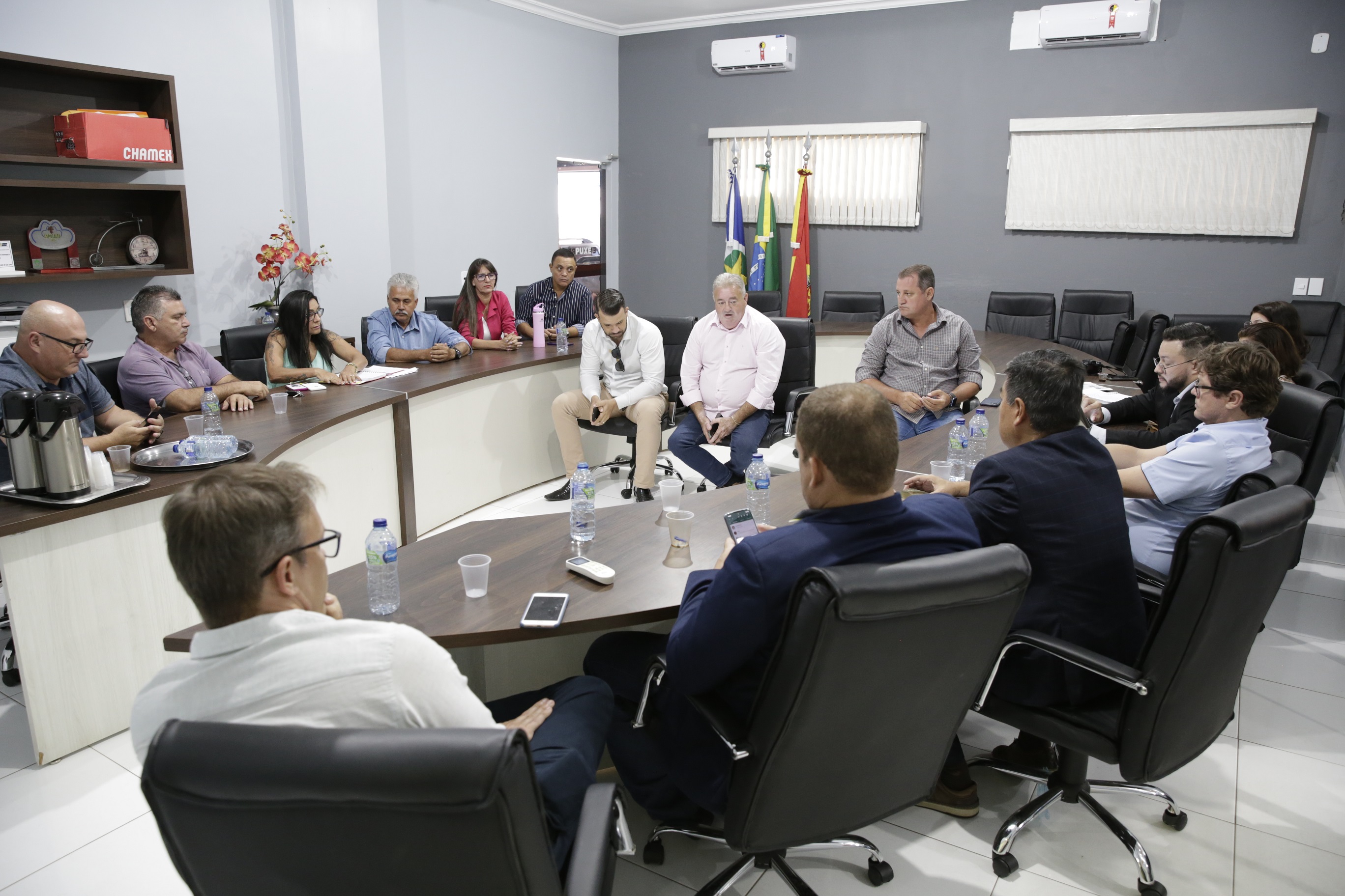 Diretores da Politec são recebidos pelos vereadores
