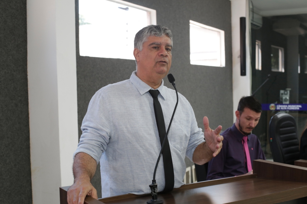 Dr. Charles cobra pintura de quebra-molas