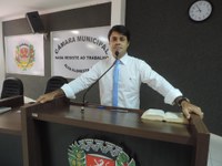 Emerson Machado cobra do prefeito Asiel redução nos gastos com pessoal