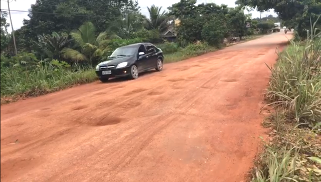 Emerson Machado cobra pavimentação de trecho da Av. Júlio Campos