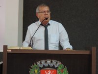 Luiz Carlos defende convocação de secretários para prestarem esclarecimentos