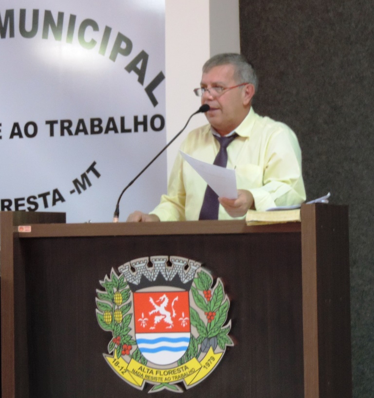Luiz Carlos destaca concessão para empresa de transporte coletivo intermunicipal