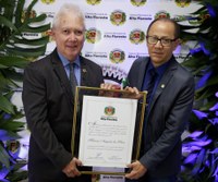 Marcus Augusto da Silva recebe título de Cidadão Honorário em sessão solene