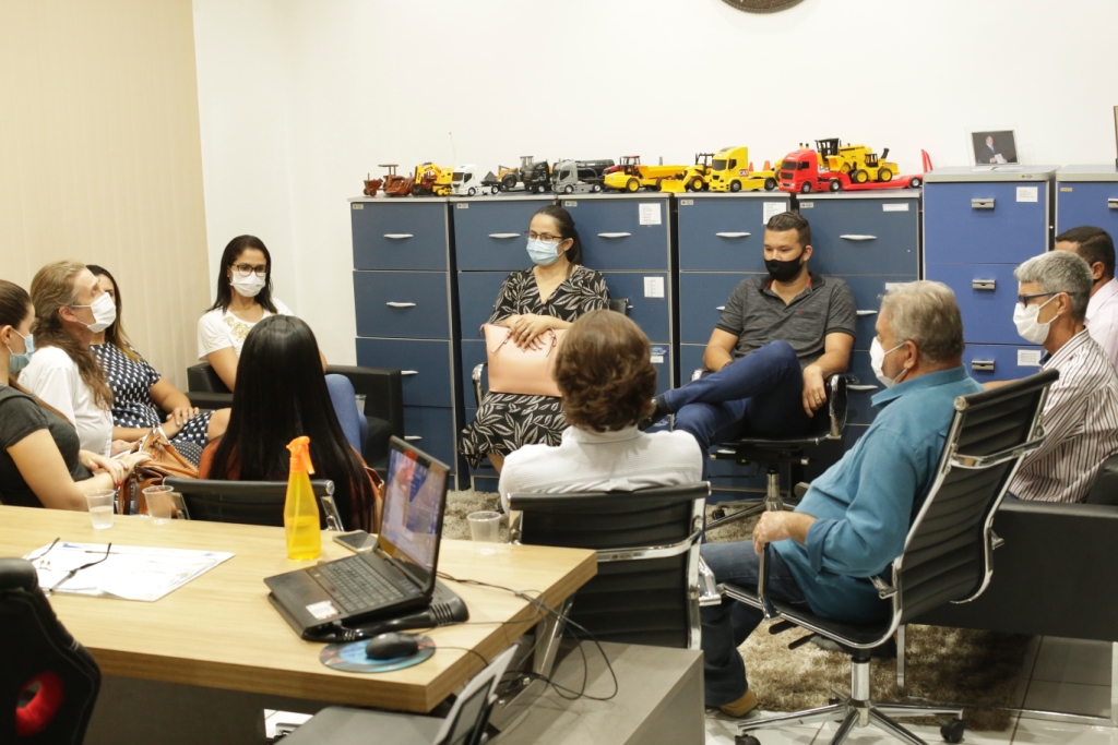 Médicos pedem ajuda da Câmara Municipal por adequação salarial