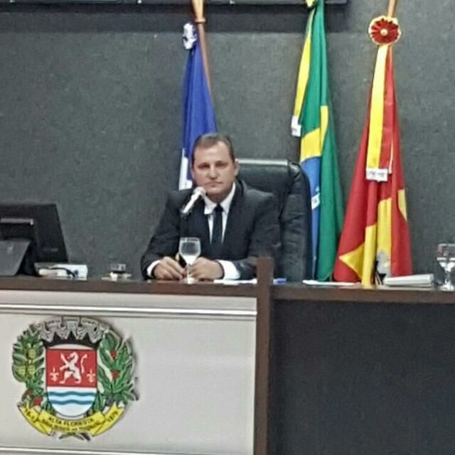  Menin cobra melhorias para o aeroporto de Alta Floresta