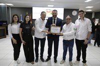 Multiseg Distribuidora recebe Moção de Congratulações da Câmara