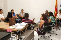 Presidente busca parceria com as escolas para fazer decoração de Natal na Câmara Municipal 