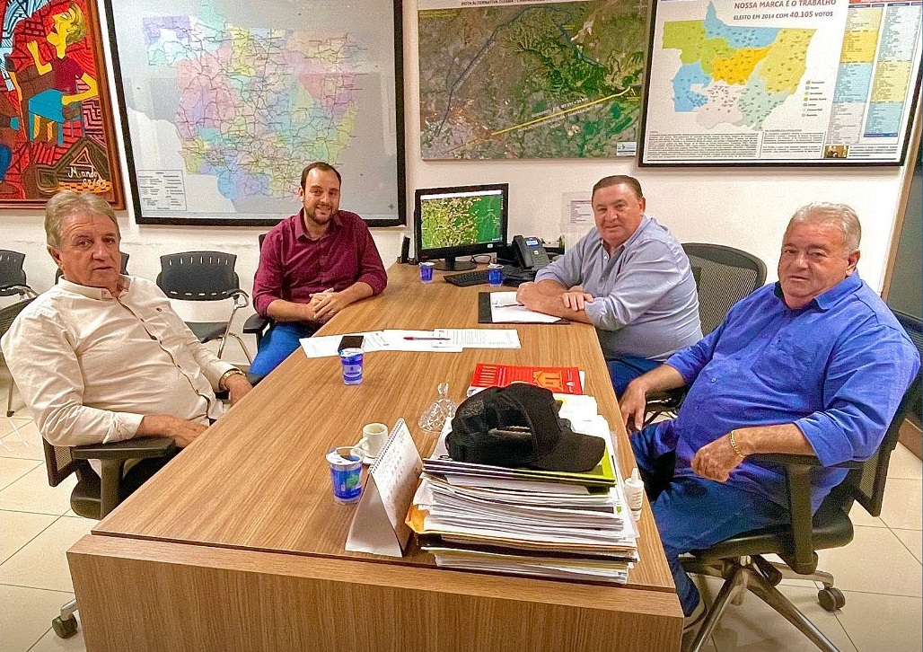 Presidente da Câmara de Alta Floresta apresenta demandas ao deputado Nininho 