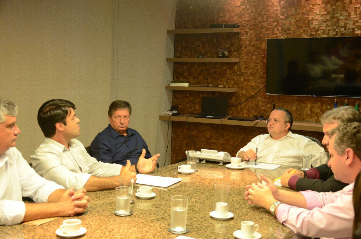 Presidente Emerson Machado faz avaliação positiva de reunião com o governador Pedro Taques 