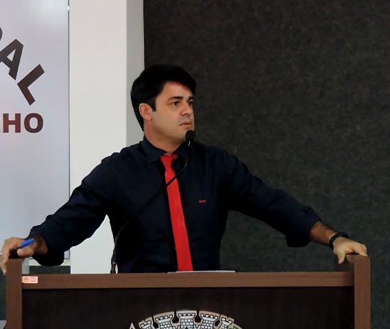 Presidente Emerson Machado faz novo alerta ao Executivo