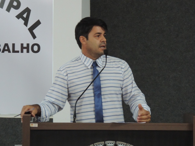 Presidente Emerson Machado indica instalação de Câmeras de monitoramento na região central da cidade