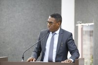 Professor Nilson destaca necessidade de descarte legal de materiais em desuso nas escolas de Alta Floresta