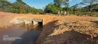 Tuti verifica construção de aduelas na Comunidade Água Limpa