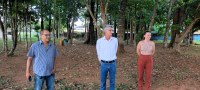 Vereador Adelson Servidor destaca visita e compromisso do prefeito com a construção da praça do Jardim Universitário