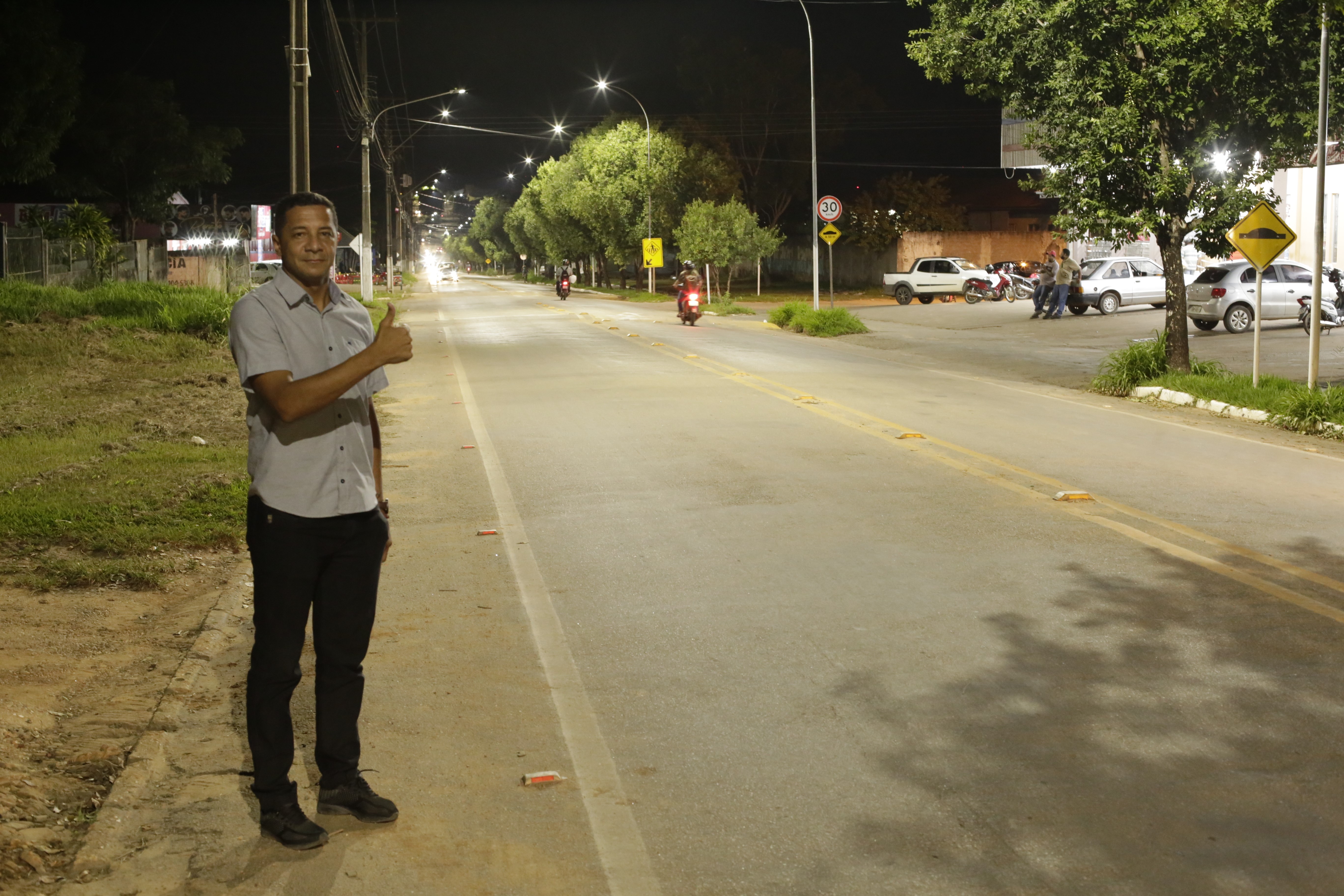 Vereador Claudinei de Jesus destaca modernização do sistema de iluminação pública