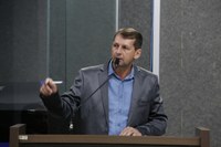 Vereador Dida Pires propõe modernização do serviço de atendimento à iluminação pública em Alta Floresta