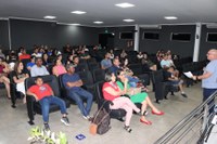 Vereador Luciano Silva mobiliza pais e profissionais para reativação da AMA