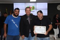 Vereador Marcos Menin concede Moção de Congratulações para a empresa Scar Som