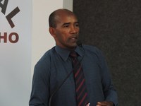 Vereador Mendonça destaca Momento Literário e cobra molhagem de ruas