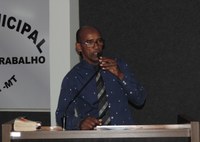 Vereador Mendonça destaca necessidade de aquisição de máquinas para a Secretaria de Infraestrutura