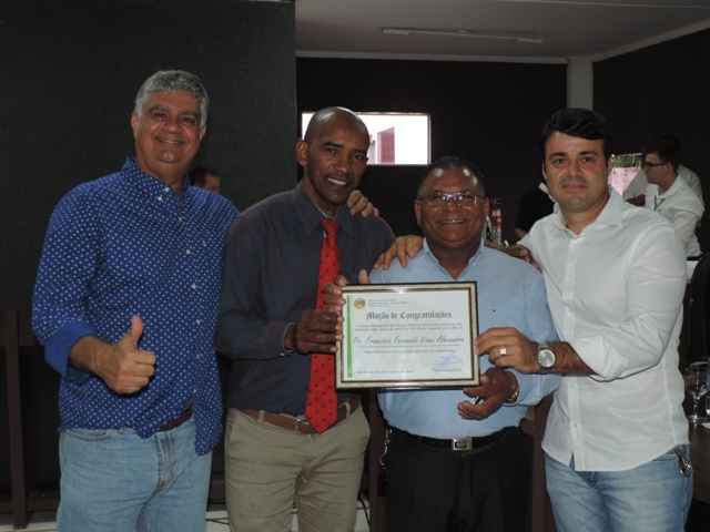 Vereador Mendonça homenageia Pastor Francisco