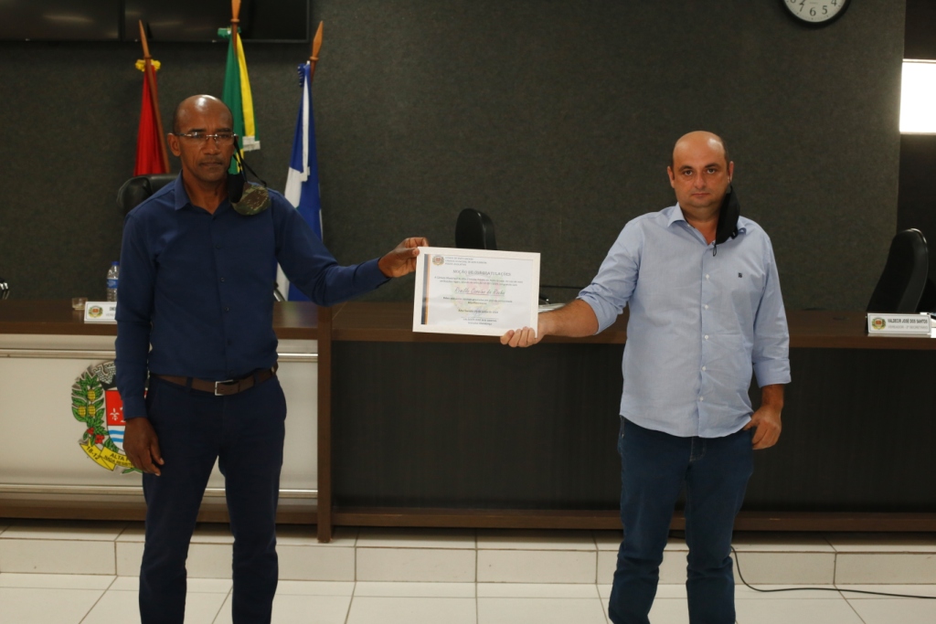 Vereador Mendonça homenageia Romildo Corcino com Moção de Congratulações