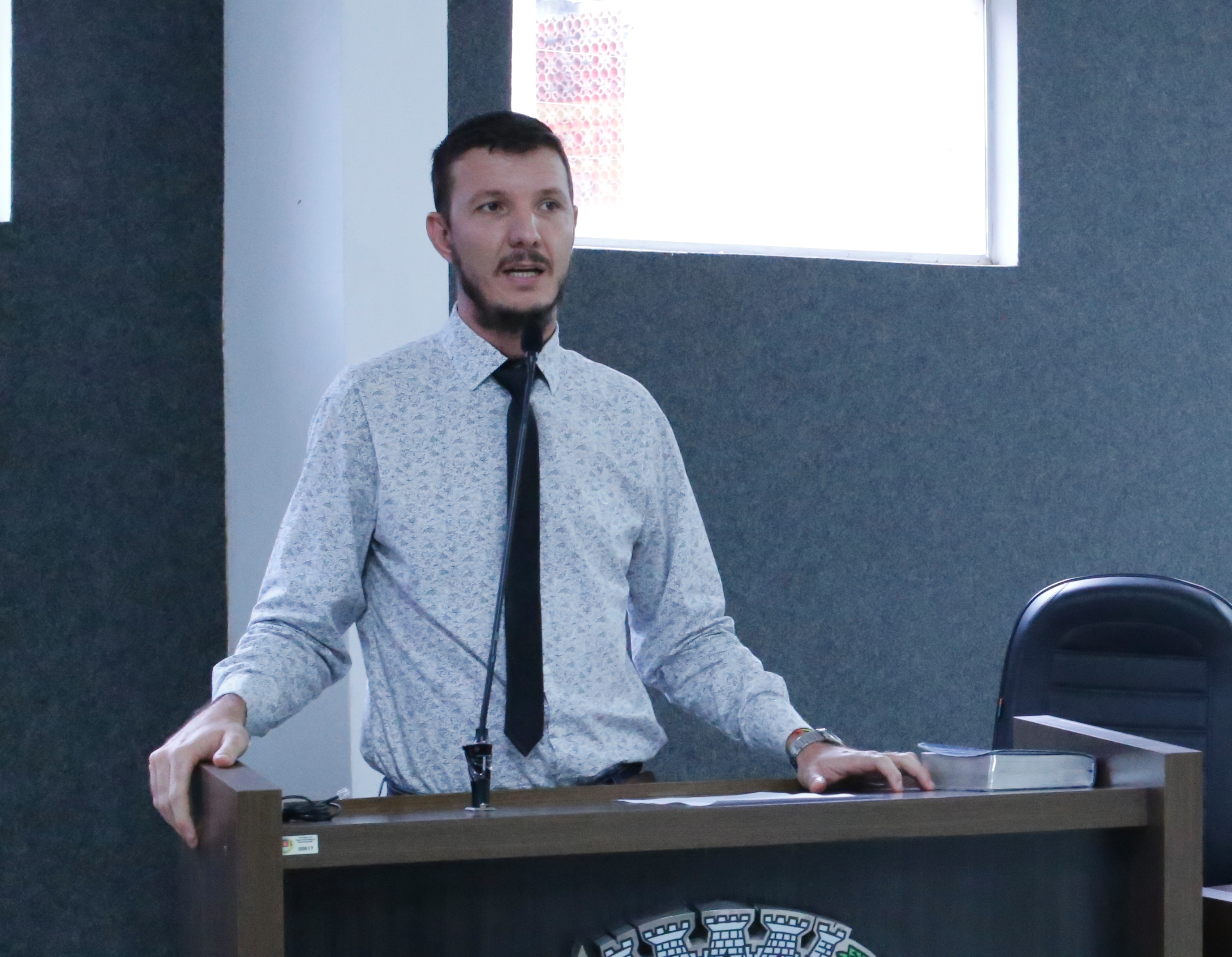 Vereador Mequiel apresenta Projeto de Lei que cria a Campanha de Conscientização Fevereiro Roxo