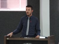 Vereador Mequiel cobra faixa de pedestre para locais de grande circulação de pessoas