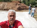 Vereador Naldo acompanha construção de galeria na Comunidade Água Limpa