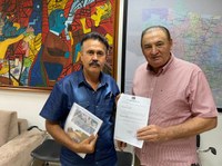 Vereador Naldo apresenta demandas e reivindica emendas ao deputado Nininho