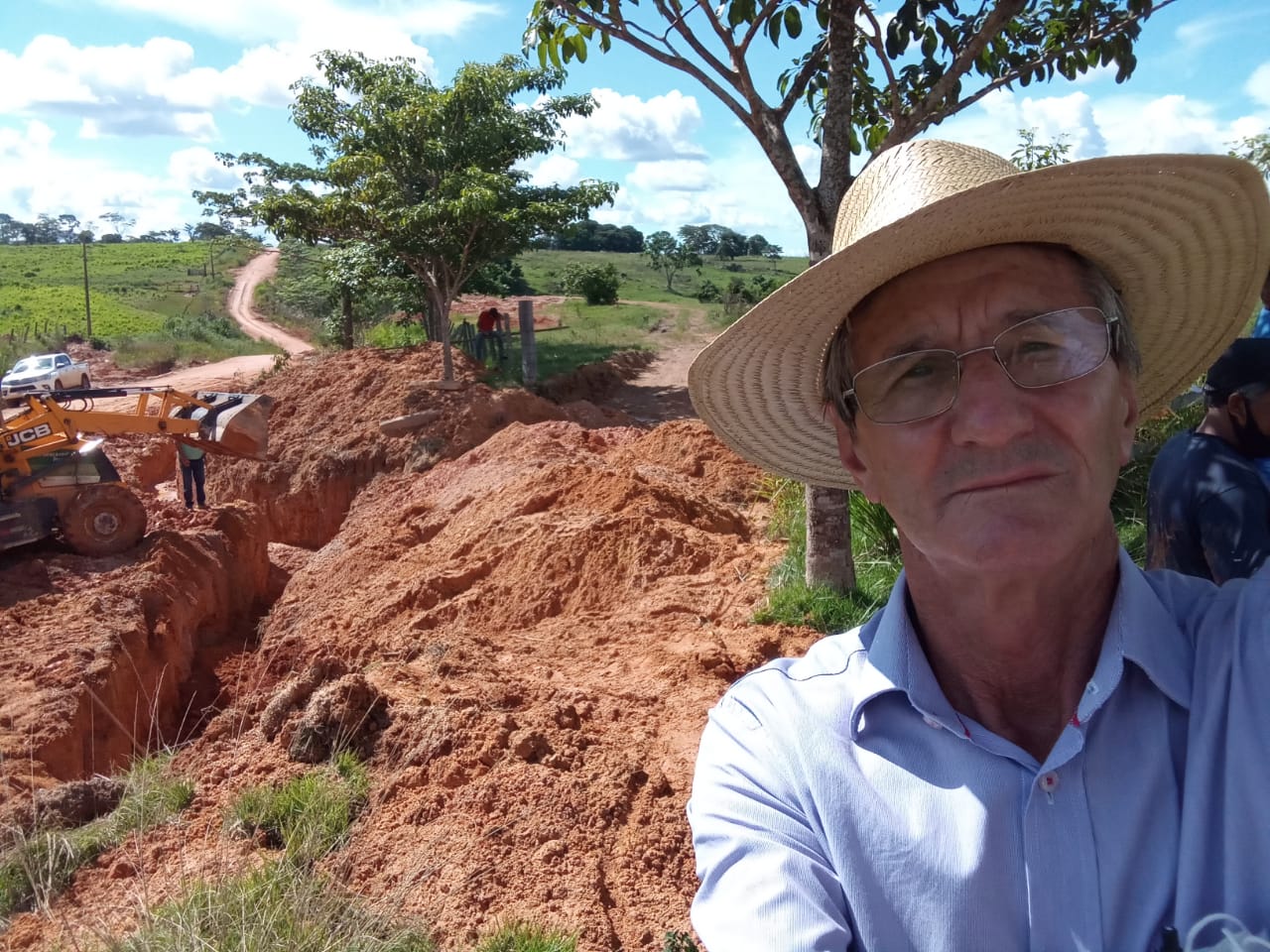Vereador Pitoco acompanha recuperação da Vicinal 1ª Norte e do Bairro Boa Nova